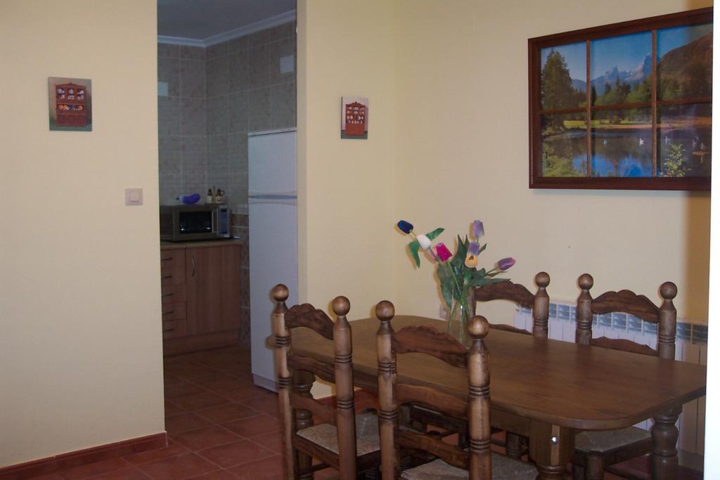 Casas Rurales Montemayor Casas de Lazaro Bilik gambar